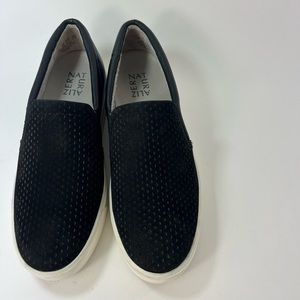 Naturalizer Aileen Slip-on Sneakers